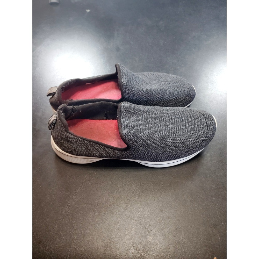 Skechers Empire Women 8.5 Gray Knit Slip-On Relaxed Fit Memory Foam Casual Shoes
